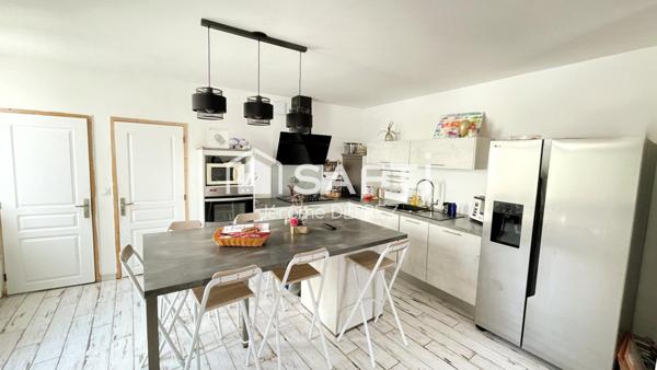 Maison familiale avec jardin et garage