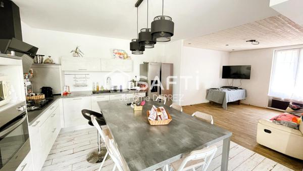 Maison familiale avec jardin et garage