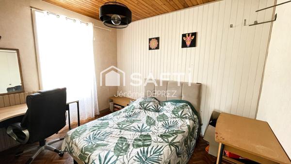 Maison familiale avec jardin et garage