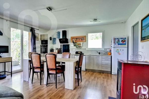 Maison 5 pièces de 96 m² à Soussans (33460)