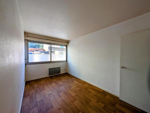 À vendre – Appartement T2 de 44 m² avec cave et parking – Bordeaux Parc Rivière