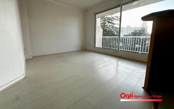 Appartement à vendre    2 pièces • 33,62 m2 Saint-Maur-des-Fossés