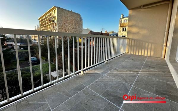 Appartement à vendre    2 pièces • 33,62 m2 Saint-Maur-des-Fossés