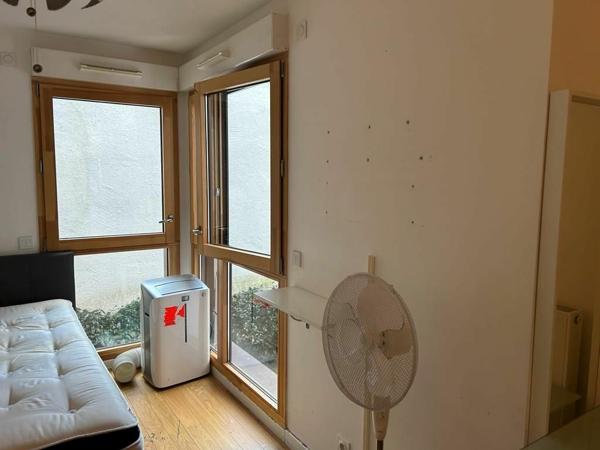 Appartement à louer    1 pièce • 26,75 m2 Paris 19