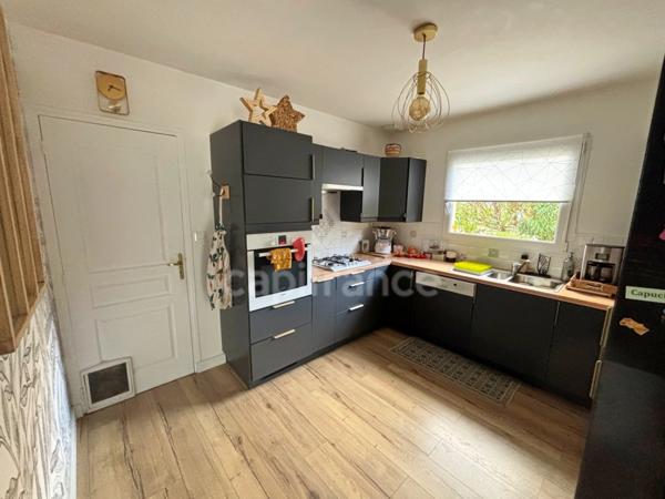 DOUARNENEZ-TREBOUL - Jolie Maison de qualité, lumineuse, 5 pièces - 95m²