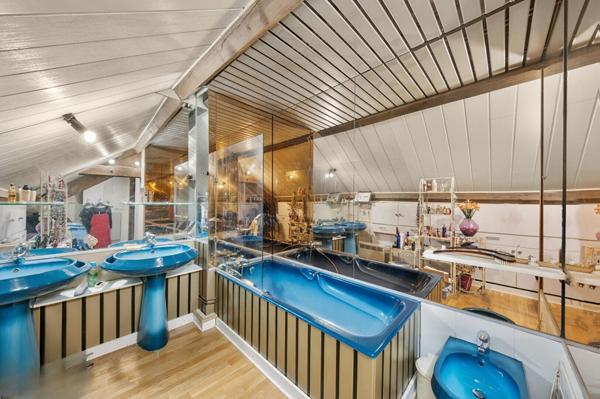 Maison à Fontaines de 190 m² avec dépendances