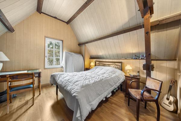 Maison à Fontaines de 190 m² avec dépendances