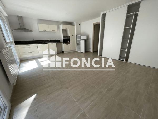 Location Studio 36.73 m² - 30 AVENUE MICHEL JOURDAN Cannes La Bocca 06150