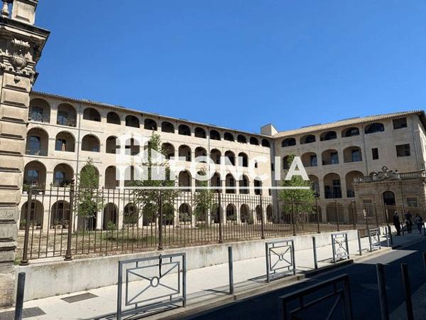 Location Appartement 2 pièces 38.24 m² - 1 RUE DU CRUCIFIX Avignon 84000