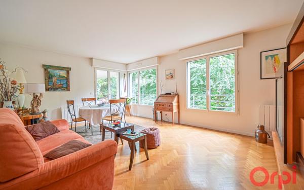 Appartement à vendre    3 pièces • 76 m2 Paris 17