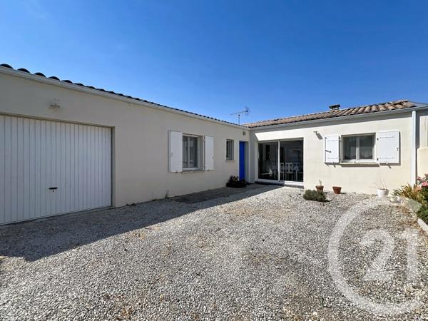 Maison à vendre  4 pièces - 92,50 m 2   ST VIVIEN  - 17