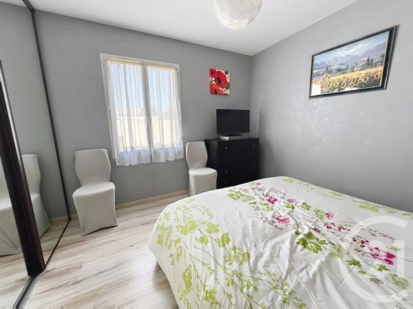 Maison à vendre  4 pièces - 92,50 m 2   ST VIVIEN  - 17