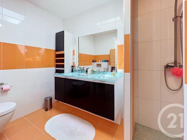 Maison à vendre  4 pièces - 92,50 m 2   ST VIVIEN  - 17