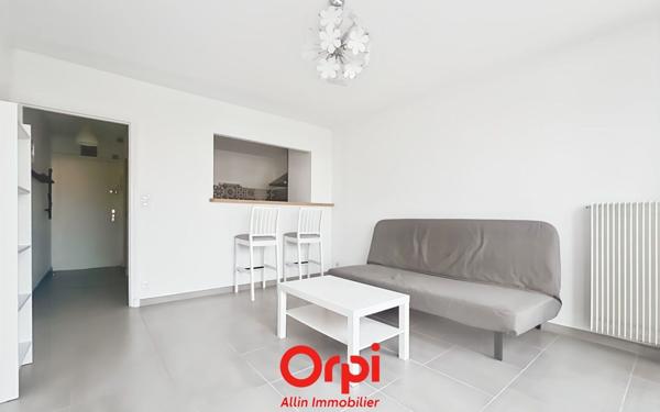 Appartement à vendre    1 pièce • 28,05 m2 Montluçon