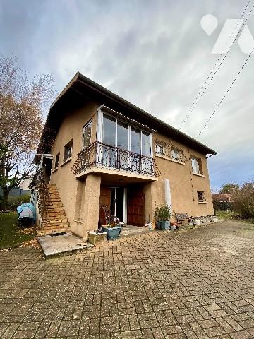 MAISON A GREZIEU LA VARENNE CENTRE