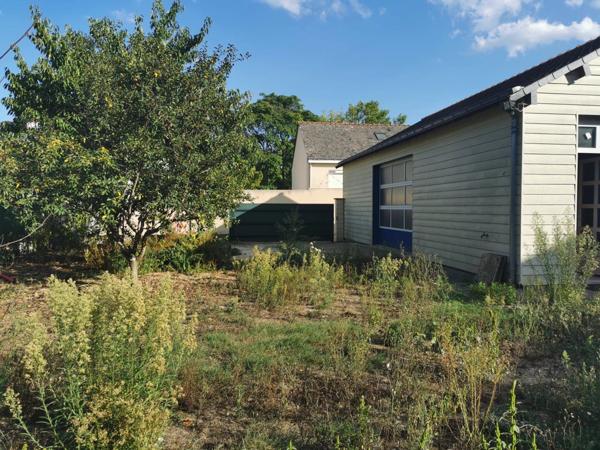 Location Local commercial 1 pièces 80 m2 à Avrillé