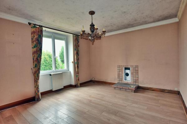 Maison à PLONEVEZ-PORZAY, 29550 - 7 pièces 167m²