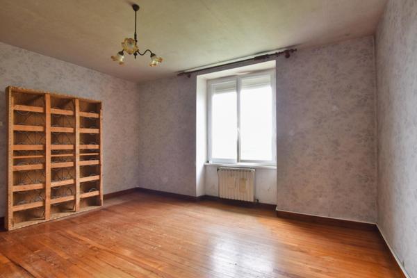 Maison à PLONEVEZ-PORZAY, 29550 - 7 pièces 167m²