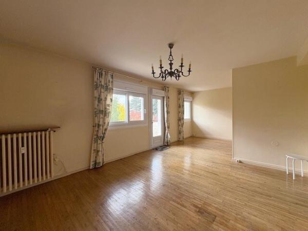 Appartement 4 pièce(s) 2 chambre(s) 65 m²