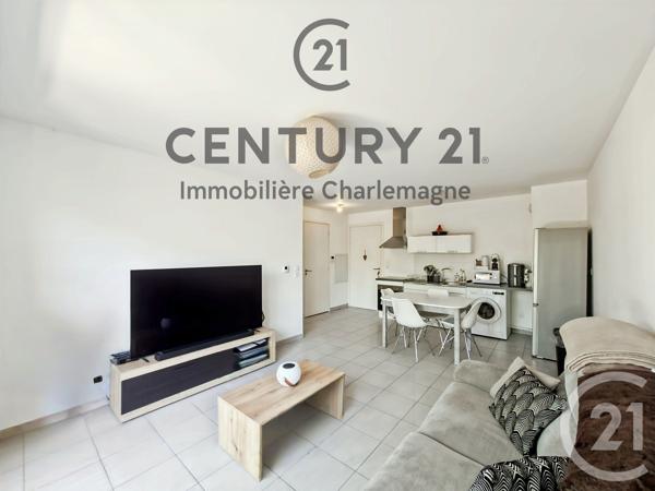 Appartement T2 à vendre  2 pièces - 39,40 m 2   MARSEILLE  - 13005