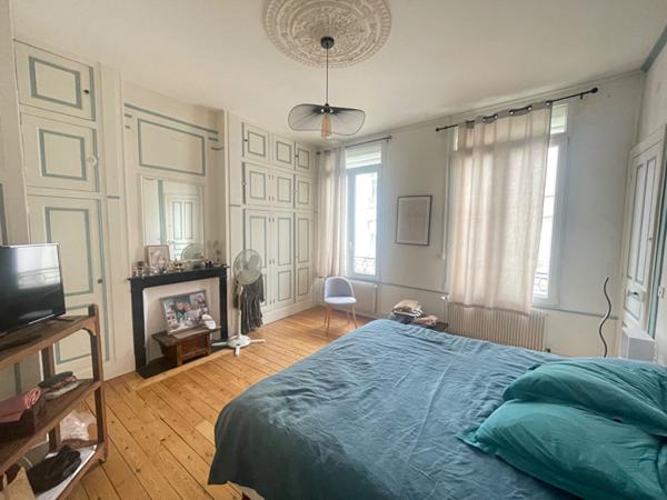 Maison bourgeoise Saint Quentin 6 pièce(s) 161 m2