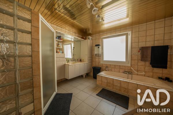 Maison à vendre 4 pièces 143,5 m² Vals-les-Bains