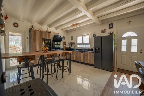 Maison à vendre 4 pièces 143,5 m² Vals-les-Bains