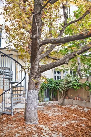 Aix-en-Provence (13100) T2 AU CALME DU CV HISTORIQUE - IDEAL INVESTISSEUR