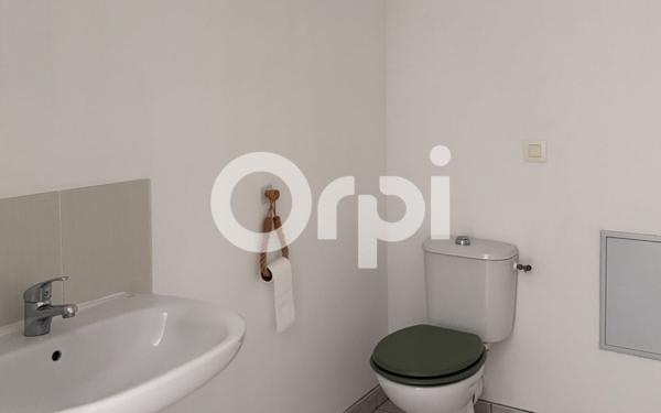 Maison à vendre    4 pièces •  Tonnay-Charente