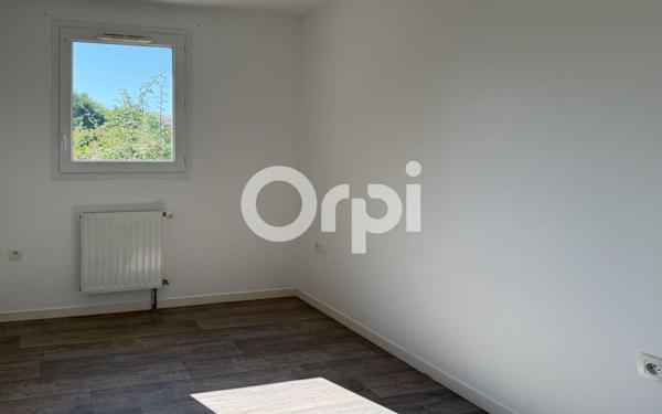 Maison à vendre    4 pièces •  Tonnay-Charente