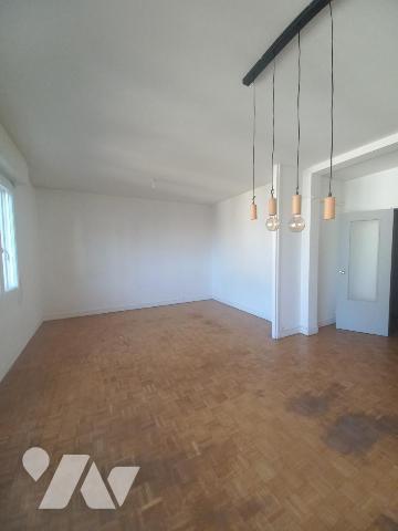 Appartement plein centre avec ascenseur