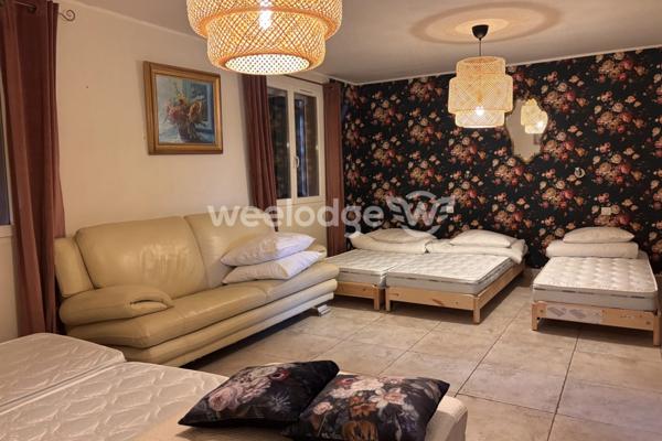 Maison à vendre 5 pièces de 215 m² à La Bastidonne