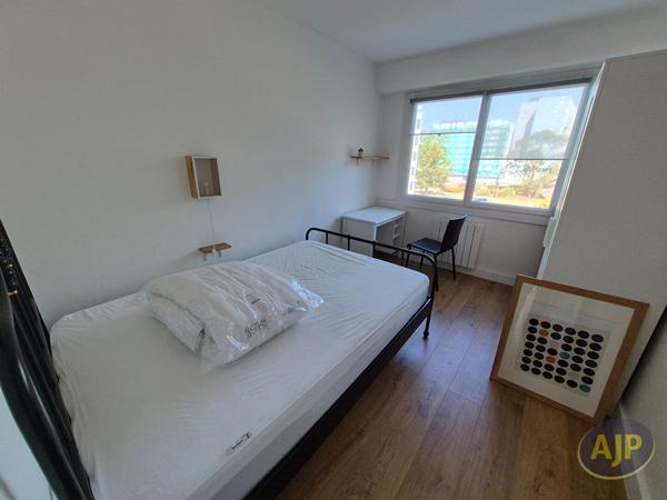 Appartement à louer Nantes : 4 pièces, 79m² avec 3 chambre(s) à 1 360€ - AJP Immobilier Rezé