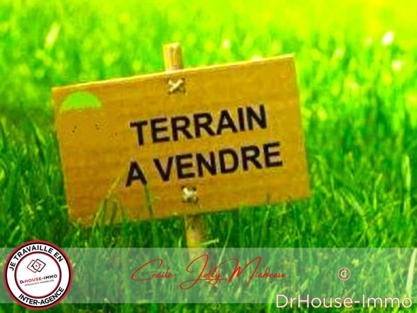 Terrain à vendre 1 pièce de 2 082 m²