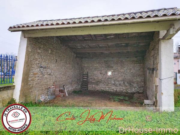 Terrain à vendre 1 pièce de 2 082 m²