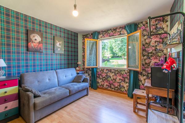 Maison Saint Hilaire De Court 7 pièce(s) 152.06 m2