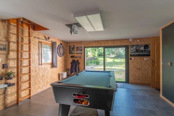 Maison Saint Hilaire De Court 7 pièce(s) 152.06 m2