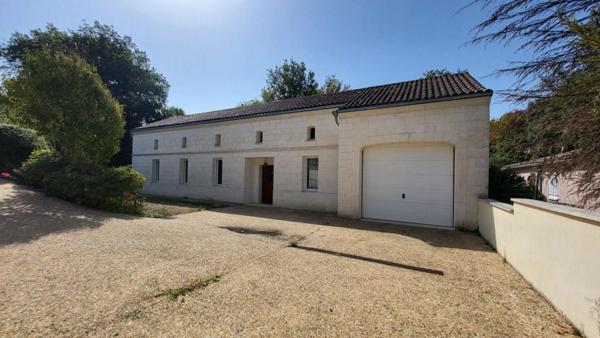 Maison contemporaine atypique 24700 Montpon 8 pièces  161 m2 parcelle 2048 m²