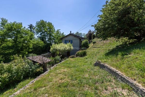 Vente                                                      Maison
                        
                     4 pièces                      127 m2                     à Saint-Jean-de-Soudain