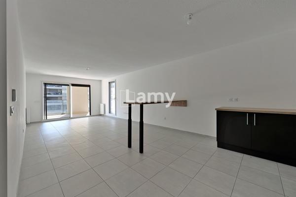 Appartement+ parking