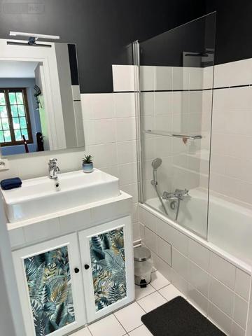 Location - Maison Vendôme 41100 4 pièces 73 m 2 45 m 2
