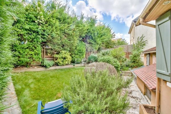Maison familiale 4 chambres - Terrasse, jardin intime - A 5 min commerces et ligne N