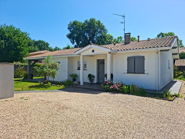 Maison de plain pied Pessac 5 pièce(s) 118 m2  3 chambres