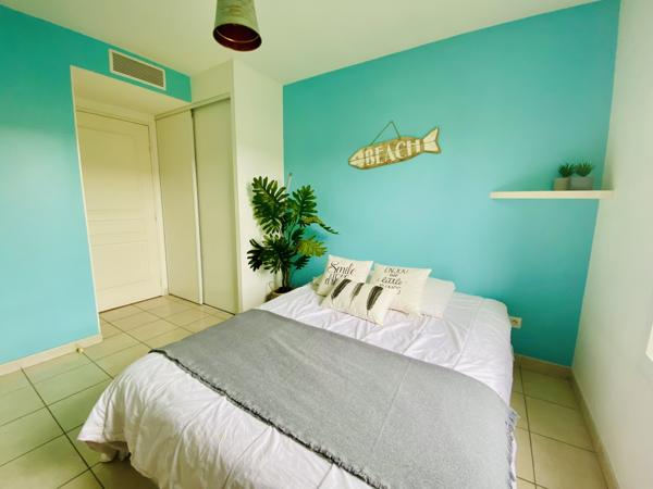 Six-Fours-les-Plages (83140) Charmant T2 meublé avec balcon et 2 places de parking