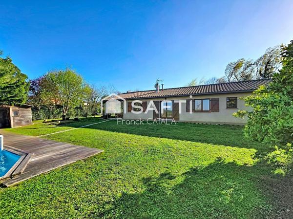 Maison traditionnelle de plain-pied au calme