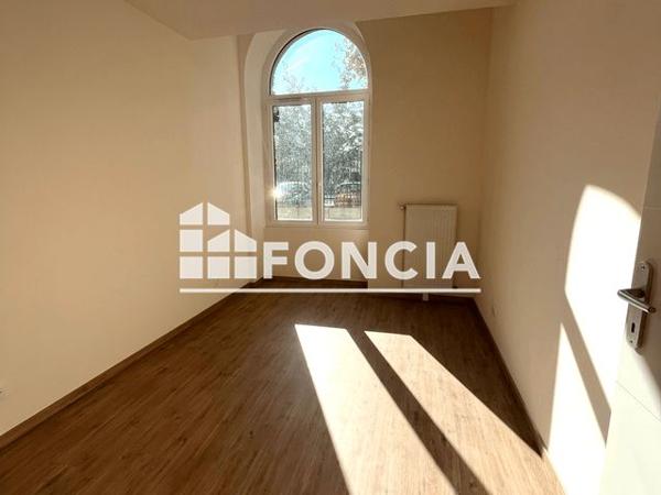 Location Appartement 3 pièces 69 m² - 1 RUE DU COLONEL FIESCHI Vernon 27200