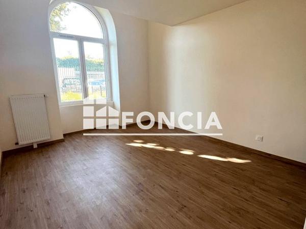 Location Appartement 3 pièces 69 m² - 1 RUE DU COLONEL FIESCHI Vernon 27200