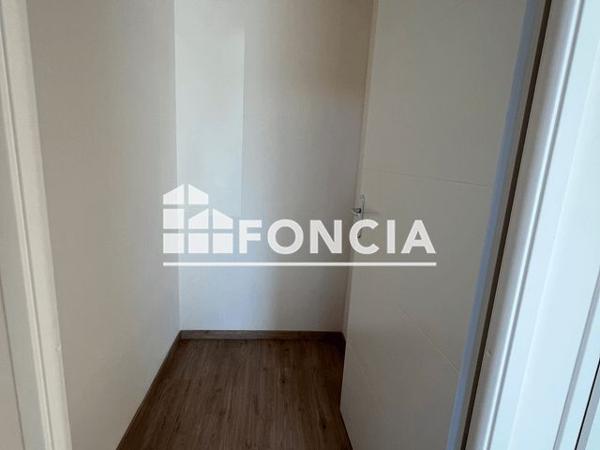 Location Appartement 3 pièces 69 m² - 1 RUE DU COLONEL FIESCHI Vernon 27200