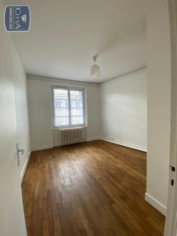 Appartement à louer 3 pièces 62.1m² Poitiers (86000)