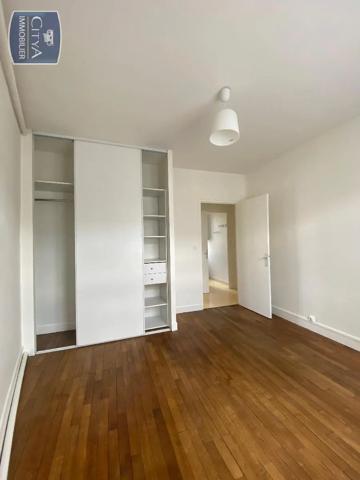 Appartement à louer 3 pièces 62.1m² Poitiers (86000)